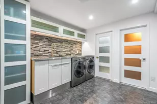 61-18 56th Dr, Maspeth, NY 11378 - Photo 17