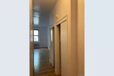 413 E 82 Street #3A, New York, NY 10028 - Photo 5