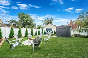 11 Susan Ct, Deer Park, NY 11729 - Photo 5