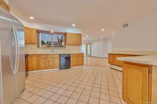 203 N Manhattan Ave, Massapequa, NY 11758 - Photo 13