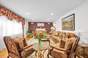 36 Somerset Dr S, Great Neck, NY 11020 - Photo 7