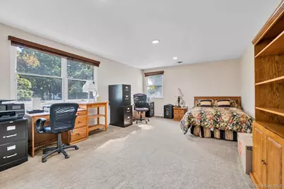 36 Somerset Drive S, Great Neck, NY 11020 - Photo 23