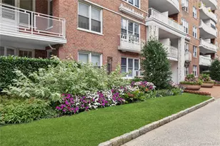 69-10 108th St, Forest Hills, NY 11375 - Photo 9