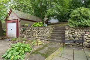 6 4th Rd, Great Neck, NY 11021 - Photo 25