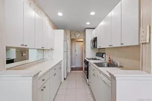 84-09 155th Ave, Howard Beach, NY 11414 - Photo 9