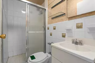 84-09 155th Ave, Howard Beach, NY 11414 - Photo 15