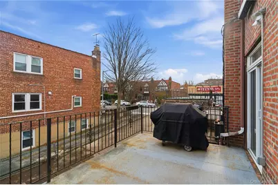 7285 Yellowstone Blvd, Forest Hills, NY 11375 - Photo 31