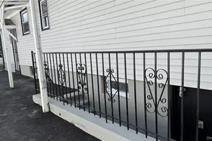 9 Grayston St, Westbury, NY 11590 - Photo 35