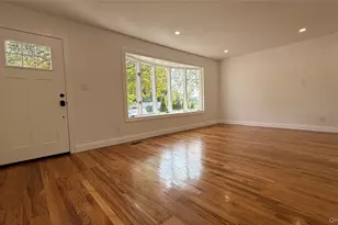 9 Grayston St, Westbury, NY 11590 - Photo 41