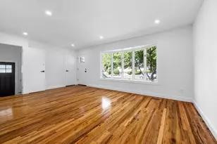 9 Grayston St, Westbury, NY 11590 - Photo 5