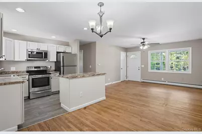 38 Marshall Road, Hyde Park, NY 12538 - Photo 9