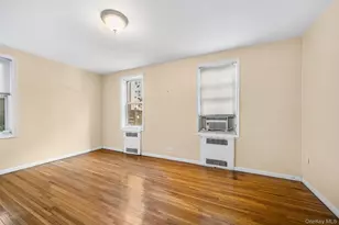 65-74 Saunders St, Rego Park, NY 11374 - Photo 11