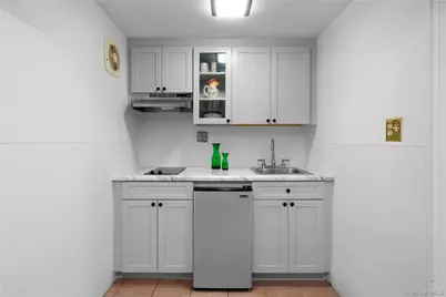 2570 49th Street, Astoria, NY 11103 - Photo 15