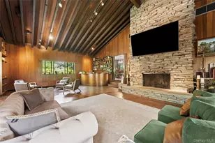 55 Rolling Hill Ln, Old Westbury, NY 11568 - Photo 11