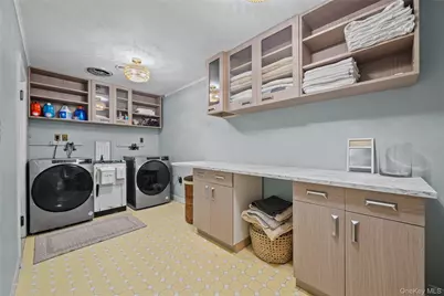 55 Rolling Hill Lane, Old Westbury, NY 11568 - Photo 31