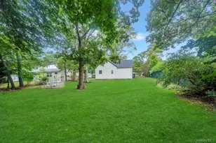 247 Hawthorne St, Mastic Beach, NY 11951 - Photo 29