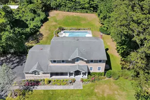 31 Louis Dr, Melville, NY 11747 - Photo 37