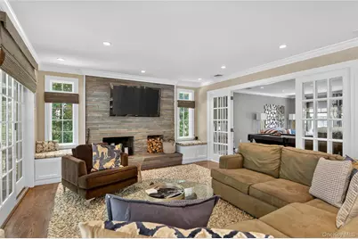 31 Louis Drive, Melville, NY 11747 - Photo 11