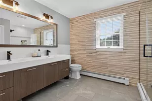 31 Louis Dr, Melville, NY 11747 - Photo 27