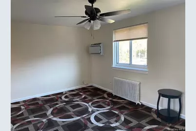 73-24 255th Street #H-2, Glen Oaks, NY 11004 - Photo 3