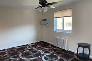 73-24 255th St, Glen Oaks, NY 11004 - Photo 3