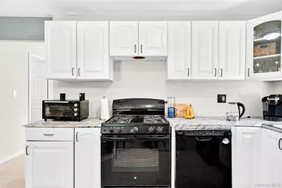 1514 Robertson Place, Bronx, NY 10465 - Photo 19