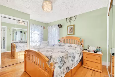 1514 Robertson Place, Bronx, NY 10465 - Photo 13