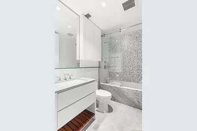 135 E 38th Street, New York, NY 10016 - Photo 29