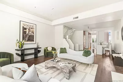 135 E 38th Street, New York, NY 10016 - Photo 5