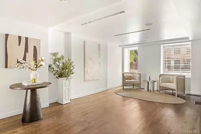 135 E 38th Street, New York, NY 10016 - Photo 27