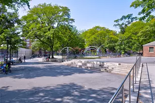 83-30 Vietor Ave, East Elmhurst, NY 11373 - Photo 17