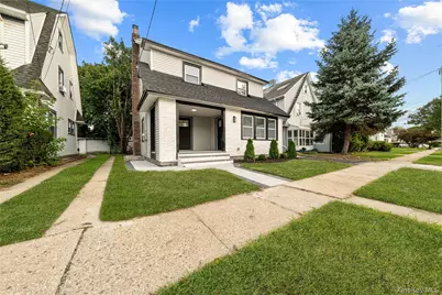 244 Brown Avenue, Hempstead, NY 11550 - Photo 31