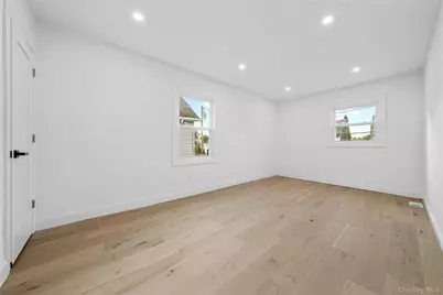 244 Brown Avenue, Hempstead, NY 11550 - Photo 13