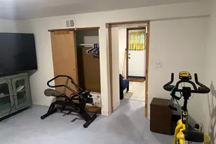 146-15 243rd St, Rosedale, NY 11422 - Photo 35