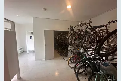 250 W Merrick Road #2F, Freeport, NY 11520 - Photo 29