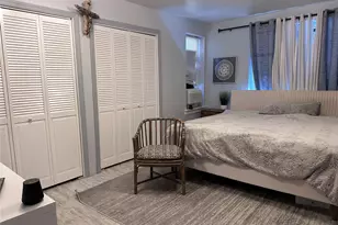 250 W Merrick Rd, Freeport, NY 11520 - Photo 11