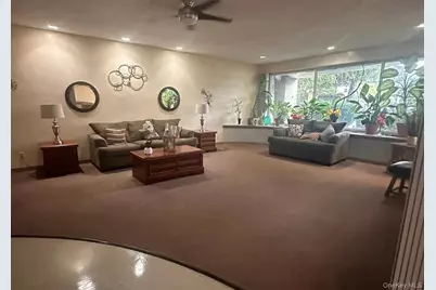 250 W Merrick Road #2F, Freeport, NY 11520 - Photo 23