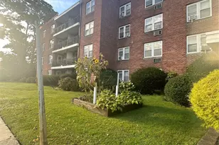 250 W Merrick Rd, Freeport, NY 11520 - Photo 19