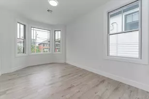 909 Greenfield Rd, Woodmere, NY 11598 - Photo 15