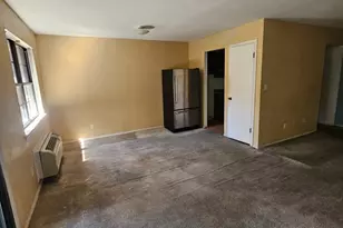 424 Carpenter Ave, Newburgh, NY 12550 - Photo 13