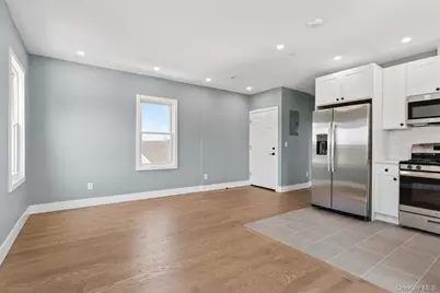 76 Crotona Avenue #3, Harrison, NY 10528 - Photo 5