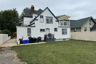 158 Church St, Freeport, NY 11520 - Photo 5