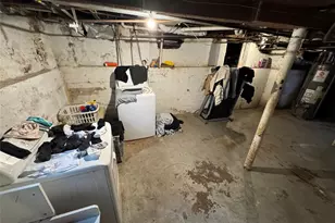 158 Church St, Freeport, NY 11520 - Photo 31