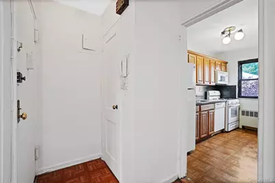 90-55 Shore Parkway #68, Howard Beach, NY 11414 - Photo 19