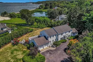 34 Bay Crest Dr, Huntington, NY 11743 - Photo 17