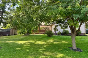 11 Cambridge Dr, Red Hook, NY 12571 - Photo 3