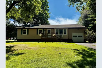 11 Cambridge Drive, Red Hook, NY 12571 - Photo 1