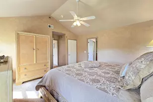 105 Commodore Cir, Port Jefferson Station, NY 11776 - Photo 17