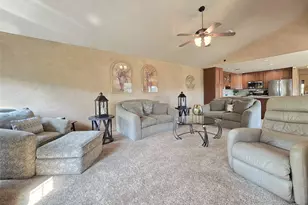 105 Commodore Cir, Port Jefferson Station, NY 11776 - Photo 9