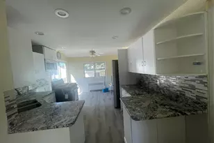 412 37th St, Lindenhurst, NY 11757 - Photo 3